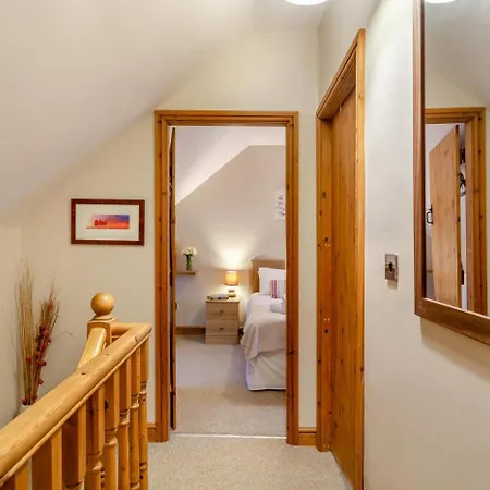 Vakantiehuis 2 Bed In Oc-m30203 *