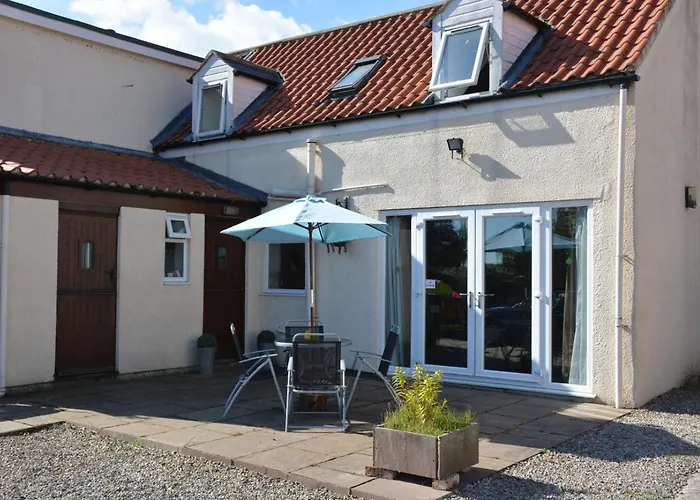 2 Bed In Oc-m30203 Ferienhaus Thornton Watlass